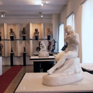 Kisfaludi Strobl Zsigmond állandó kiállítása a 2014-es felújítás előtt
