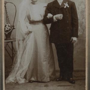 1. Fiatal pár 1900 körül