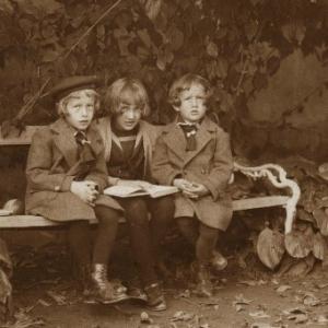 Olvasó gyerekek (Göcseji Múzeum)