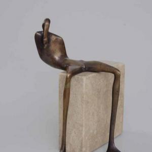Flegma, 1999, bronz, kő, 31 cm