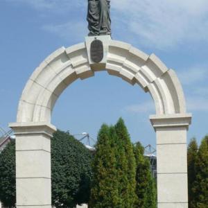 Hősi emlékmű Mária szoborral, Zalaegerszeg, 2001