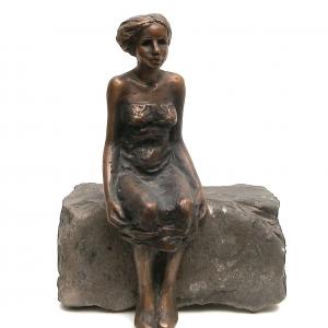 Vak kislány, 1984, bronz, kő, 24 cm