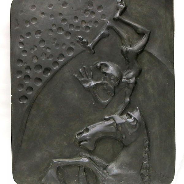 Vetró András: Bohócrevans, patinázott gipsz, 41,5x49 cm, ltsz. K. 2005.4.1.